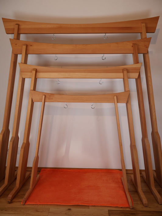 Stojak drewniany do gongu 100 cm